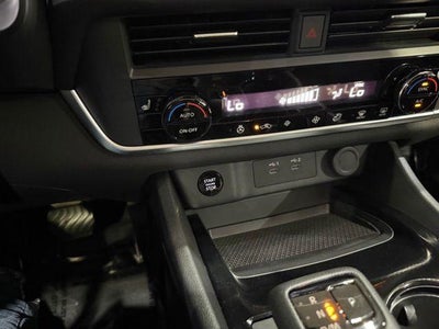 2025 Nissan Rogue FWD SV