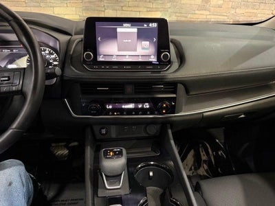 2025 Nissan Rogue FWD SV
