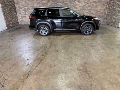 2025 Nissan Rogue FWD SV