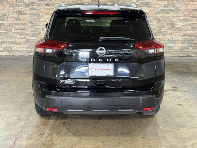 2025 Nissan Rogue FWD SV