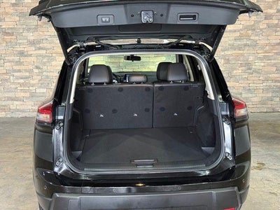 2025 Nissan Rogue FWD SV