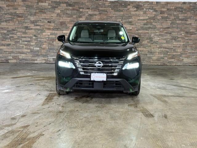 2025 Nissan Rogue FWD SV