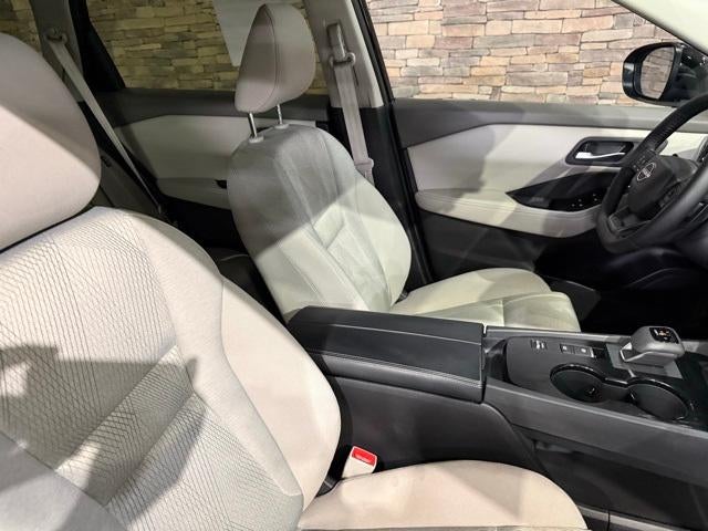 2025 Nissan Rogue FWD SV