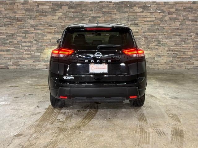 2025 Nissan Rogue FWD SV