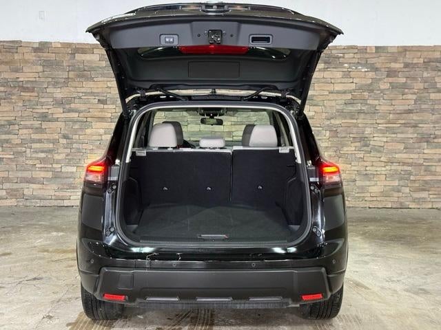 2025 Nissan Rogue FWD SV