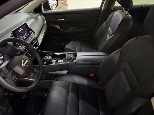 2025 Nissan Rogue AWD SV