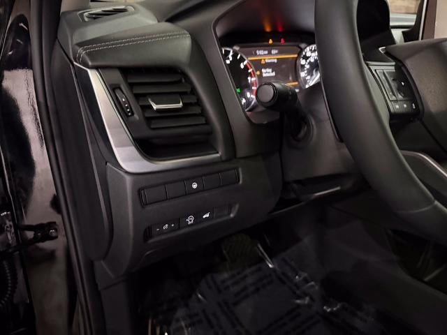 2025 Nissan Rogue AWD SV