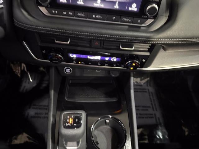 2023 Nissan Rogue AWD SV