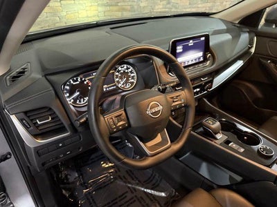 2025 Nissan Rogue AWD SV