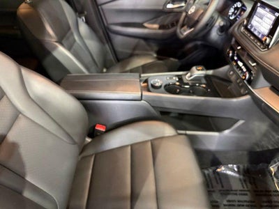 2025 Nissan Rogue AWD SV