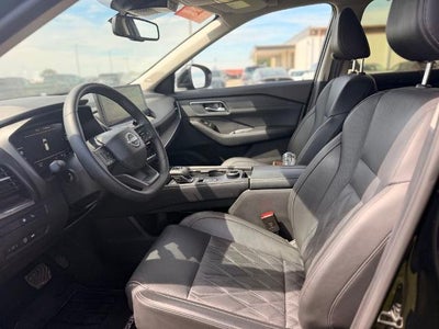 2026 Nissan Rogue AWD Platinum *Ltd Avail*
