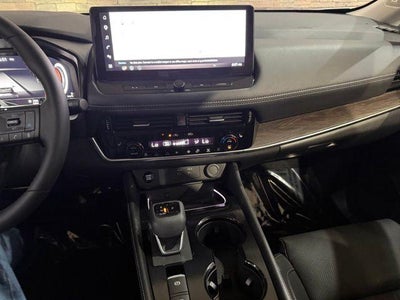 2026 Nissan Rogue AWD Platinum *Ltd Avail*