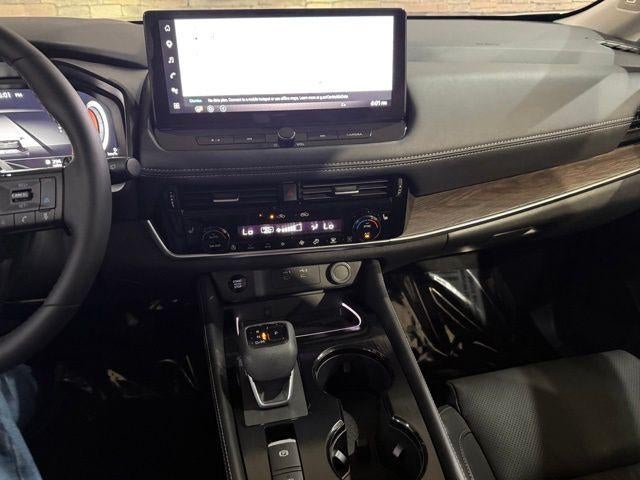 2026 Nissan Rogue AWD Platinum *Ltd Avail*
