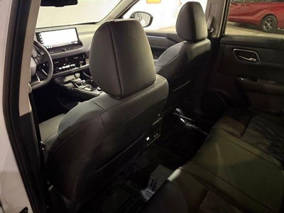 2026 Nissan Rogue AWD Platinum *Ltd Avail*