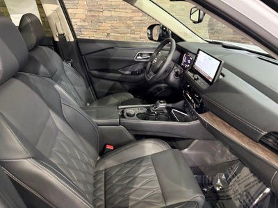 2026 Nissan Rogue AWD Platinum *Ltd Avail*