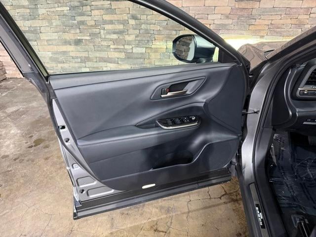 2025 Toyota Crown XLE AWD (Natl)