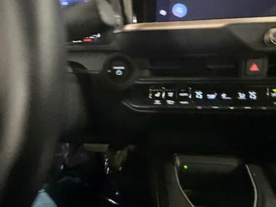 2025 Toyota Crown XLE AWD (Natl)