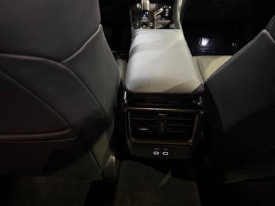 2025 Toyota Crown XLE AWD (Natl)