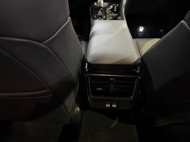 2025 Toyota Crown XLE AWD (Natl)