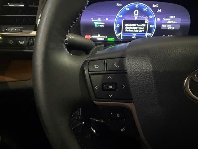 2025 Toyota Crown Signia XLE AWD (Natl)