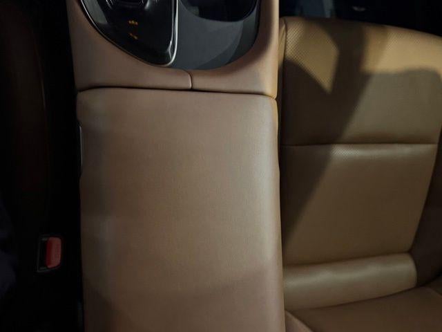 2025 Toyota Crown Signia XLE AWD (Natl)