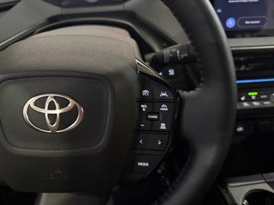 2023 Toyota Prius LE AWD (Natl)