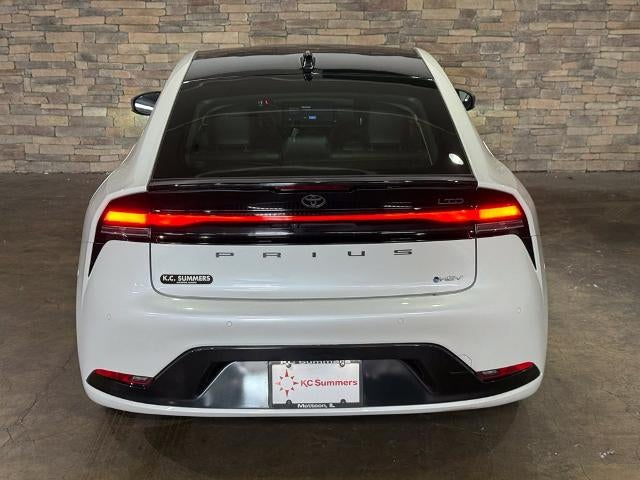 2023 Toyota Prius LE AWD (Natl)