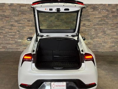 2023 Toyota Prius LE AWD (Natl)