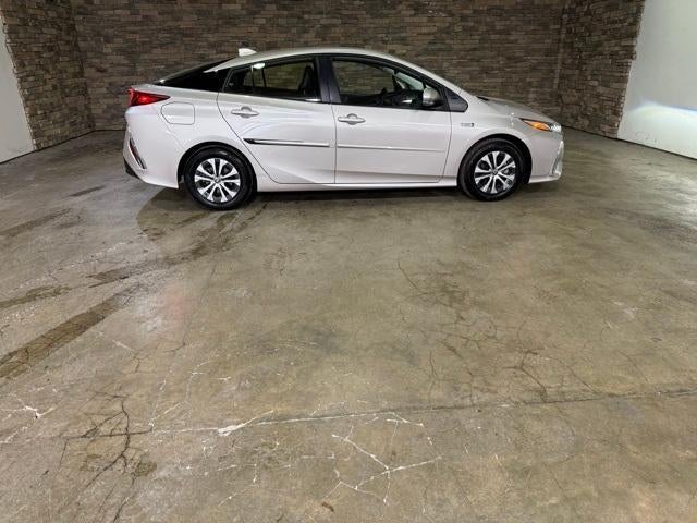2022 Toyota Prius Prime XLE (Natl)