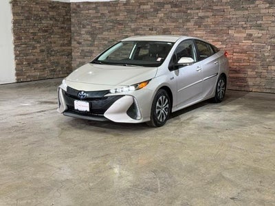 2022 Toyota Prius Prime XLE (Natl)