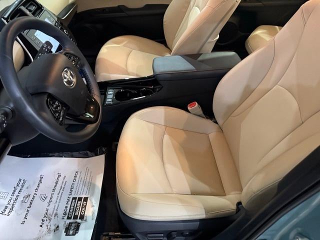 2022 Toyota Prius XLE (Natl)