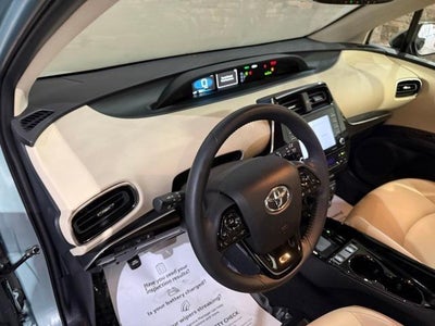 2022 Toyota Prius XLE (Natl)