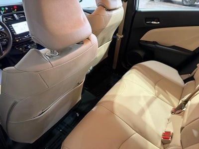 2022 Toyota Prius XLE (Natl)