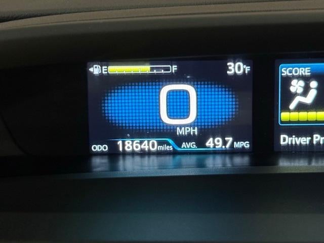 2022 Toyota Prius XLE (Natl)