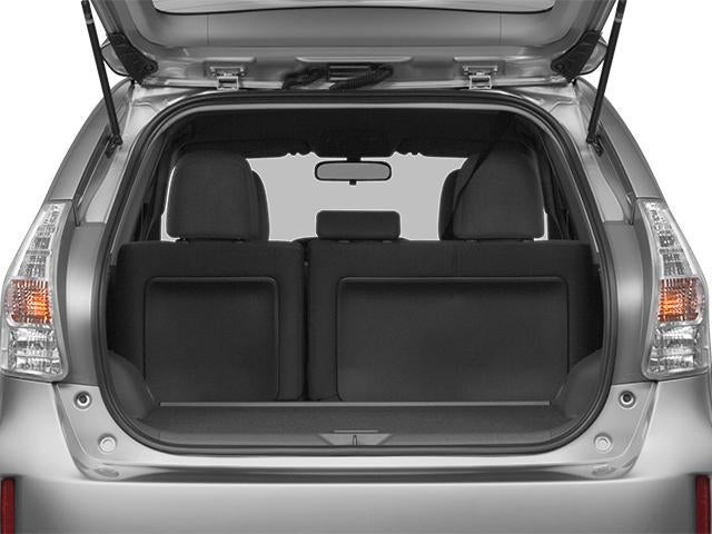 2014 Toyota Prius v 5dr Wgn Two (Natl)