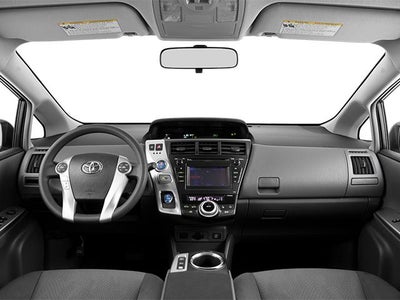 2014 Toyota Prius v 5dr Wgn Two (Natl)