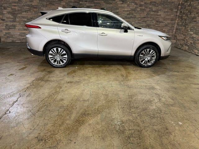 2021 Toyota Venza XLE AWD (SE)