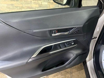 2021 Toyota Venza XLE AWD (SE)