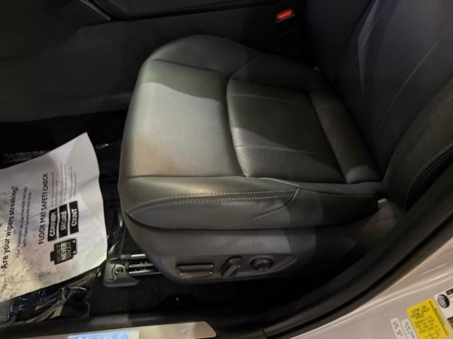 2024 Toyota Venza Limited AWD (GS)