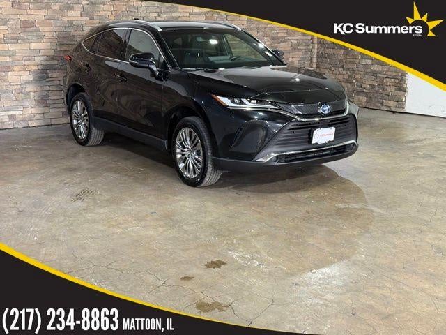 2022 Toyota Venza XLE AWD (SE)