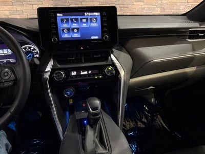 2022 Toyota Venza XLE AWD (SE)