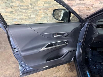 2021 Toyota Venza XLE AWD (SE)