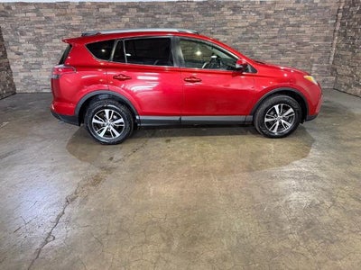 2017 Toyota RAV4 XLE AWD (Natl)