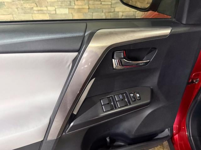 2017 Toyota RAV4 XLE AWD (Natl)