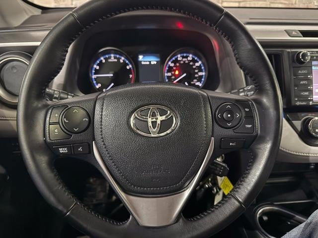 2017 Toyota RAV4 XLE AWD (Natl)
