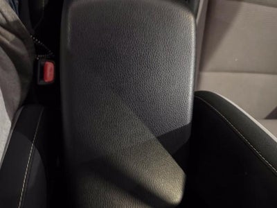 2017 Toyota RAV4 XLE AWD (Natl)