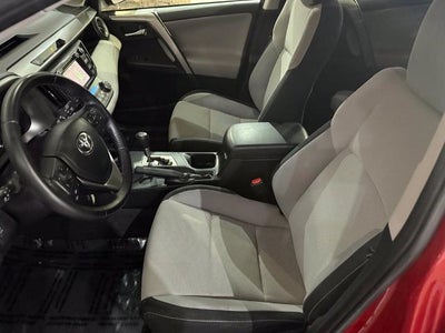 2017 Toyota RAV4 XLE AWD (Natl)
