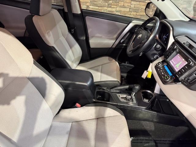 2017 Toyota RAV4 XLE AWD (Natl)