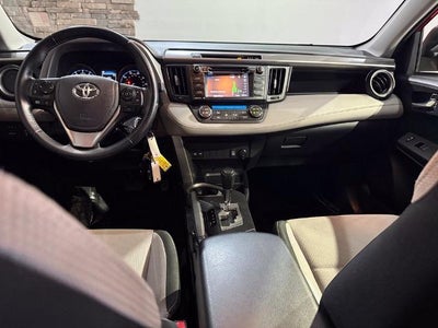 2017 Toyota RAV4 XLE AWD (Natl)