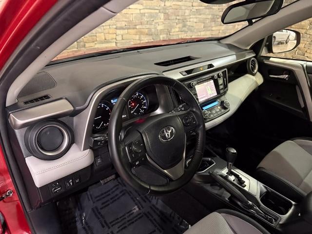 2017 Toyota RAV4 XLE AWD (Natl)